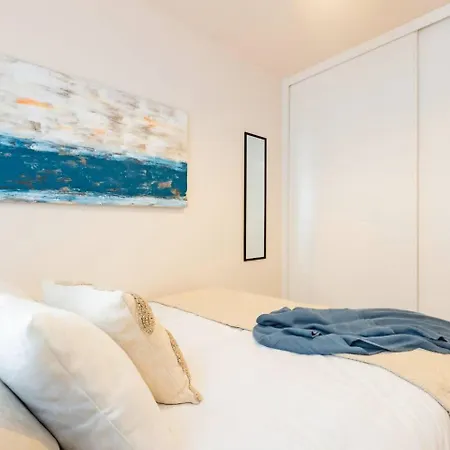Casa 3 Plantas Con Patio Y Solarium Privados 아파트 *