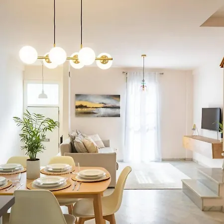 아파트 Casa 3 Plantas Con Patio Y Solarium Privados